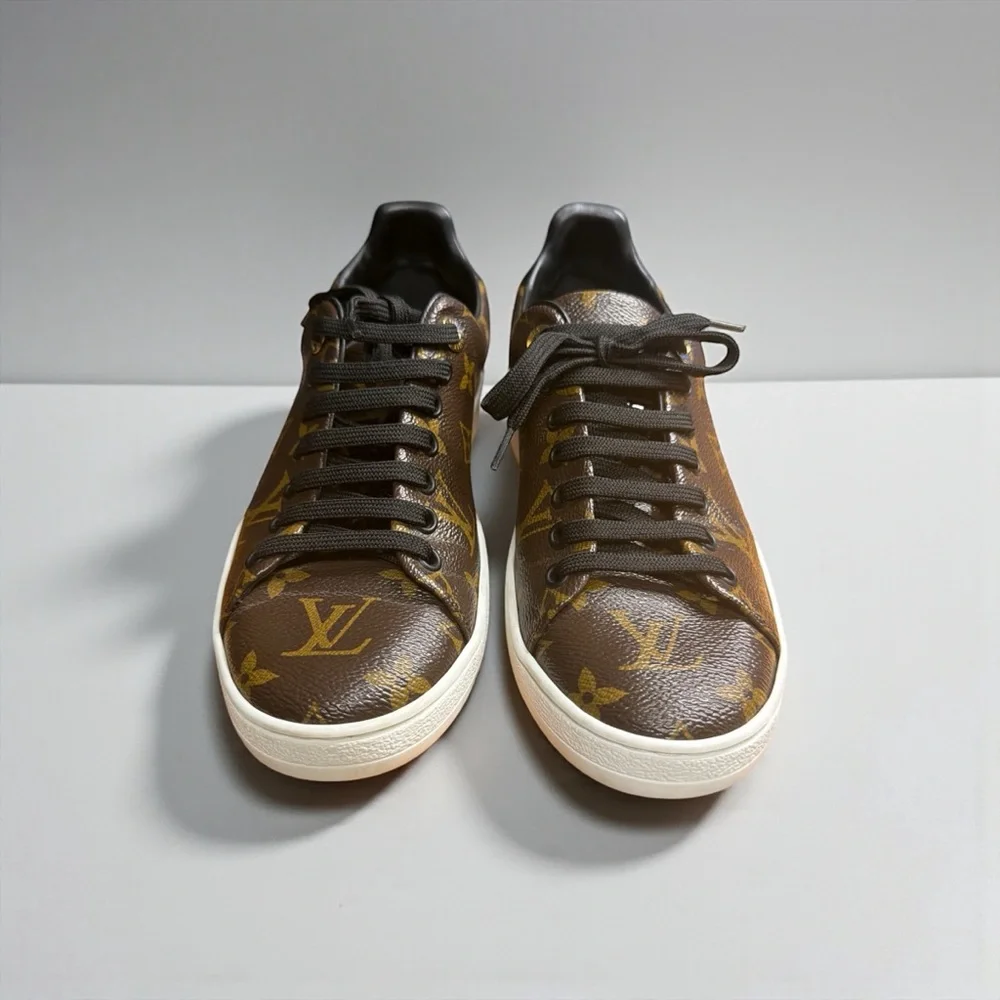 Louis Vuitton Brown and Gold Monogram Sneakers - Picture 10 of 10